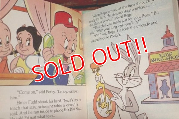画像4: ct-220401-105 Bugs Bunny / A Golden Tell-A-Tale Book 1986 "BUGS BUNNY Rides Again"