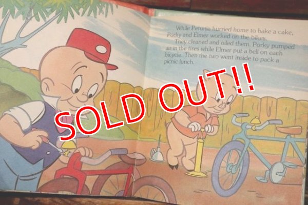 画像3: ct-220401-105 Bugs Bunny / A Golden Tell-A-Tale Book 1986 "BUGS BUNNY Rides Again"