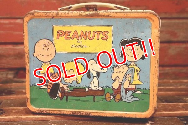 画像1: ct-220501-15 【JUNK】PEANUTS / THERMOS 1970's Metal Lunch Box