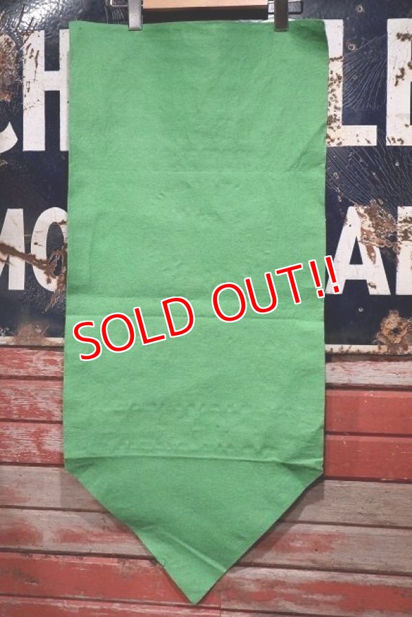 画像7: ct-220501-07 PEANUTS / 1960's Snoopy Banner "The Moon Is Made of American Cheese!"