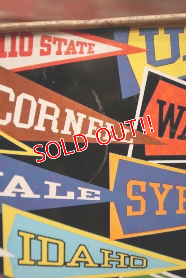 画像5: dp-220501-95 1950's-1960's College Pennant Trash Box