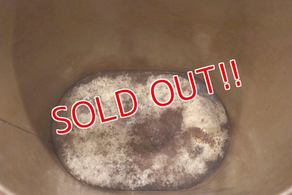 画像9: dp-220501-95 1950's-1960's College Pennant Trash Box