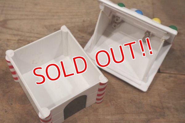 画像9: ct-220601-10 Snoopy / Whitman's 1990's Candy Container Bank "Christmas"