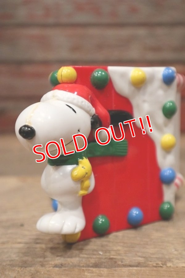画像5: ct-220601-10 Snoopy / Whitman's 1990's Candy Container Bank "Christmas"
