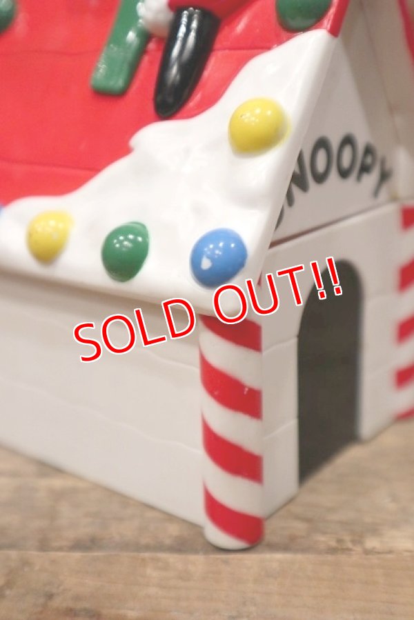 画像7: ct-220601-10 Snoopy / Whitman's 1990's Candy Container Bank "Christmas"