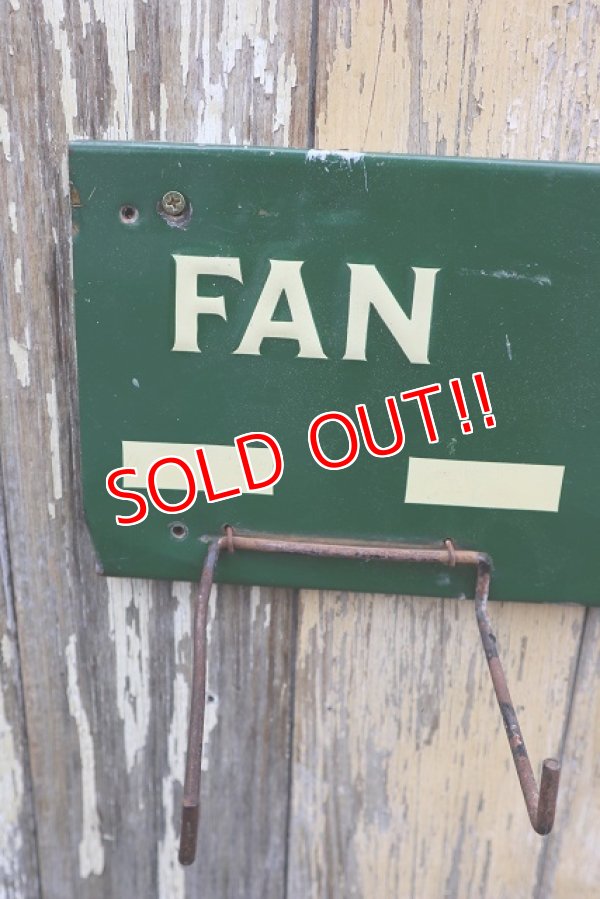 画像3: dp-220601-07 Raybestor / Vintage FAN BELT Hook Display