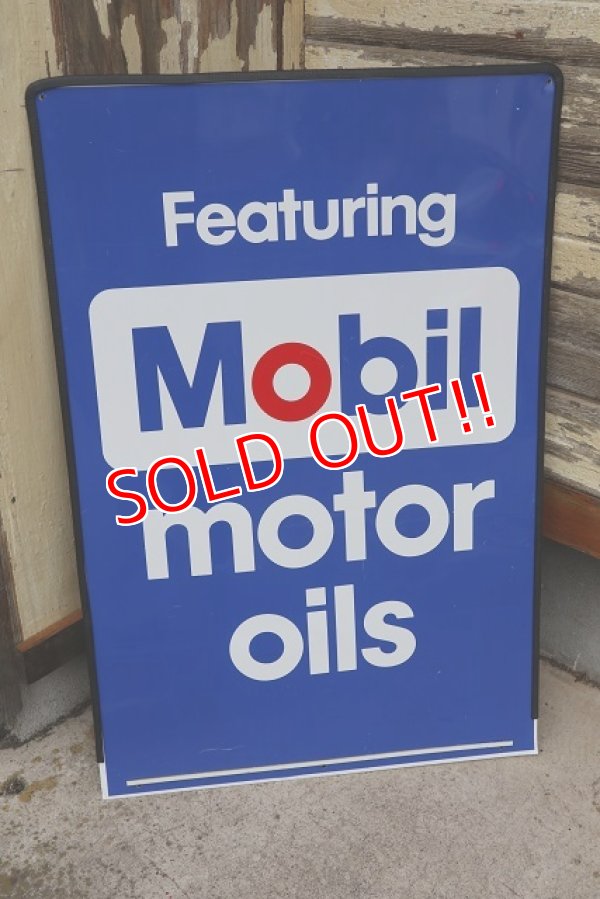 画像1: dp-220601-10 Mobil / Featuring Mobil motor Oils W-side Metal Sign