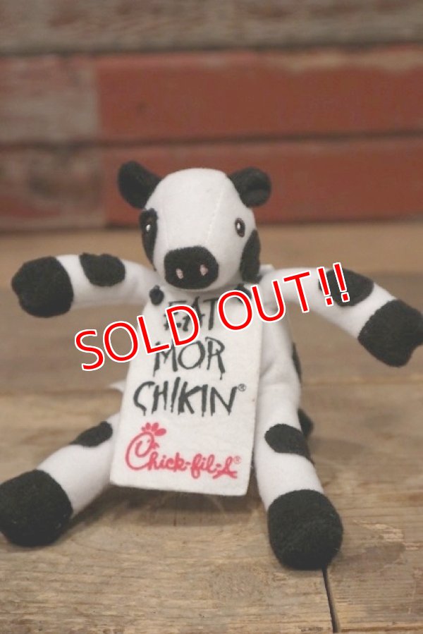 画像1: ct-220719-83 Chick-fil-A / 2002 Mascot Doll