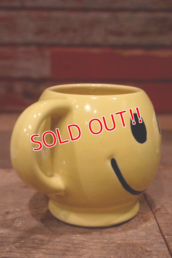 画像3: dp-220401-39 McCOY POTTERY / 1970's Smiley Face Mug