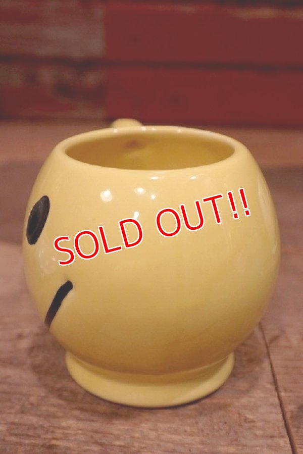 画像4: dp-220401-39 McCOY POTTERY / 1970's Smiley Face Mug