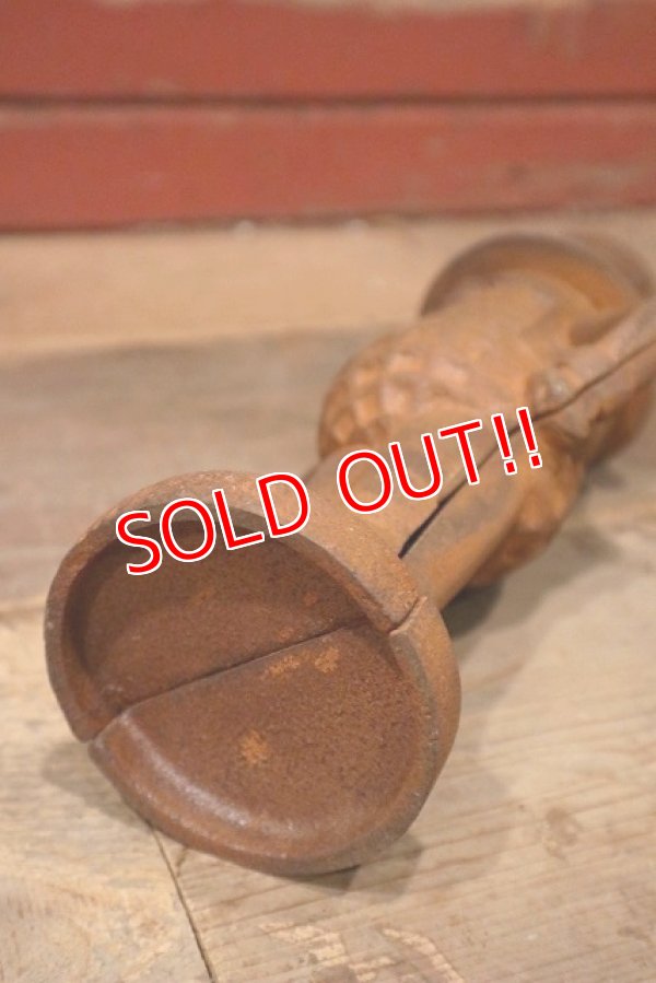 画像9: ct-220801-01 PLANTERS / MR.PEANUT 1940's Cast Iron Coin Bank