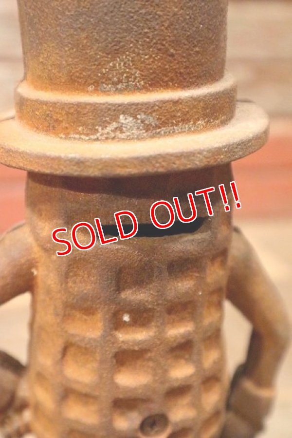 画像8: ct-220801-01 PLANTERS / MR.PEANUT 1940's Cast Iron Coin Bank