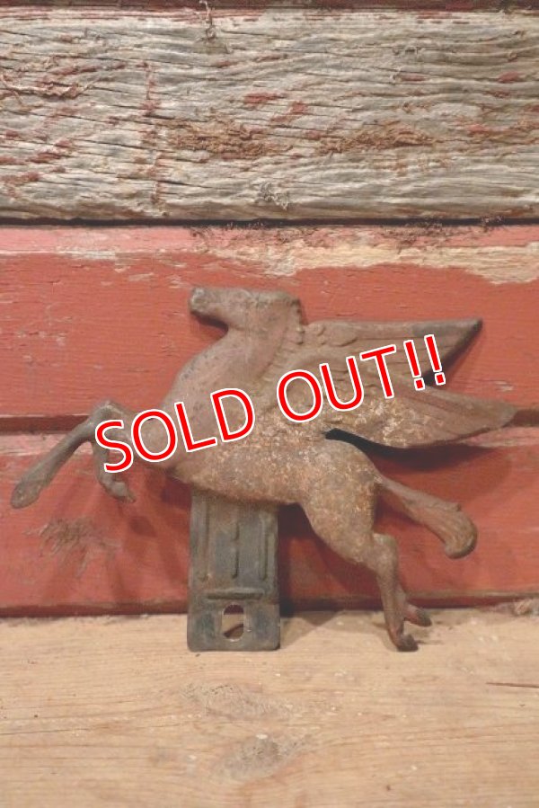 画像1: dp-220801-08 Mobil / 1940's-1950's Pegasus License Topper