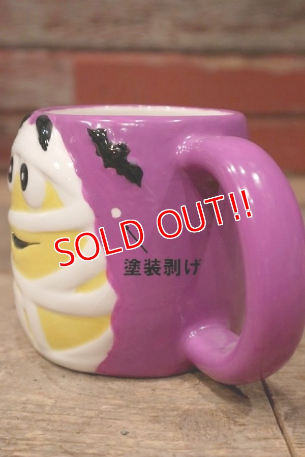 画像4: ct-220601-01 MARS / M&M's 2002 Ceramic Mug "Yellow・Mummy"