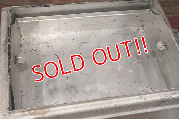 画像12: dp-220801-16 Coca Cola / 1960's Cooler Box