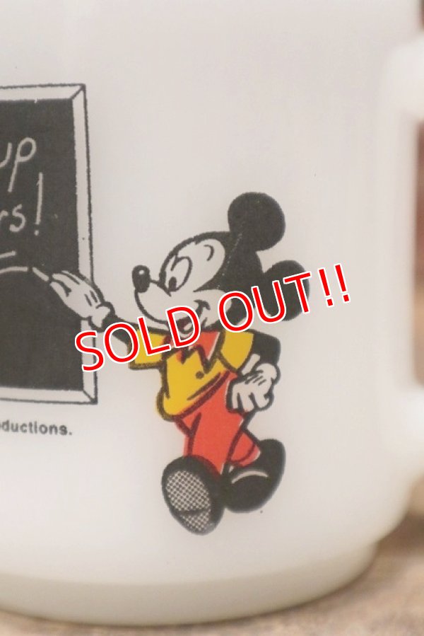 画像2: gs-220810-02 Mickey Mouse / Glasbake 1960's-1970's School House Mug