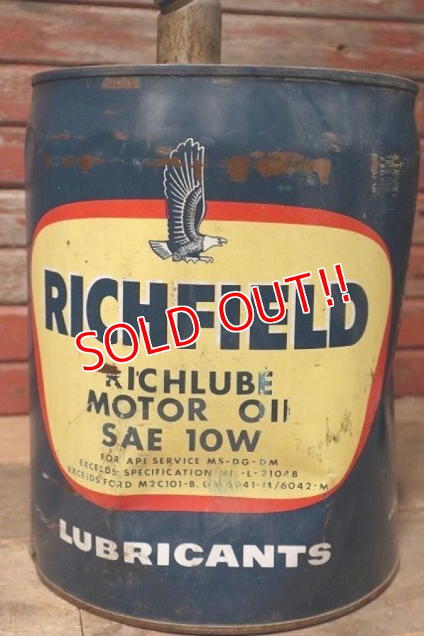 画像3: dp-220810-05 RICHFIELD / 1960's 5 U.S.Gallons Oil Can