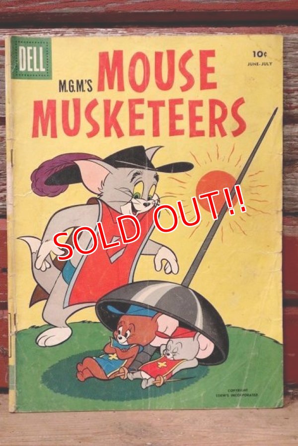 画像1: ct-220401-01 Tom and Jerry / DELL 1958 Comic MOUSE MUSKETEERS