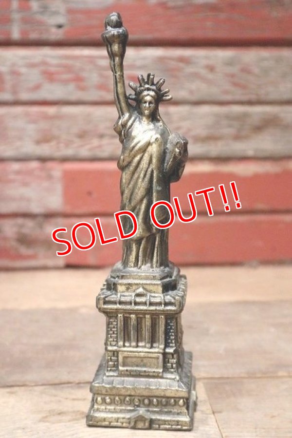 画像1: dp-220601-42 Statue of Liberty / Vintage Statue