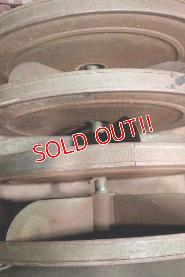 画像9: dp-220719-02 Industrial Rotating Round Parts Rack