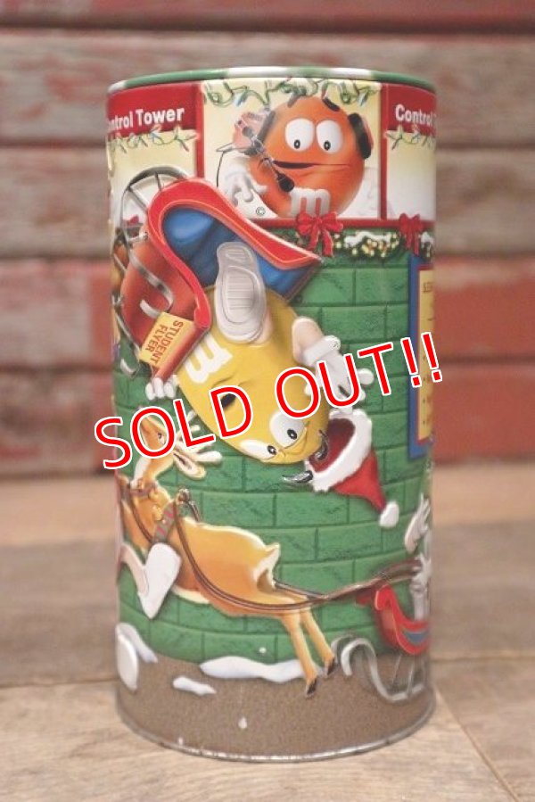 画像2: ct-220601-01 MARS / M&M's 2004 Christmas Village Series Number 19 Canister Can