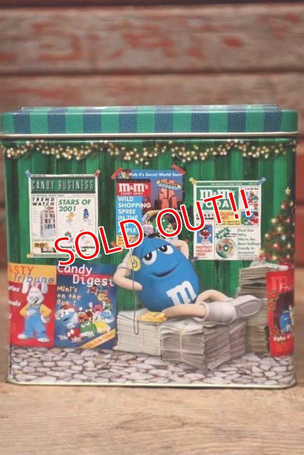 画像3: ct-220601-01 MARS / M&M's 2001 Christmas Village Series Number 12 Canister Can