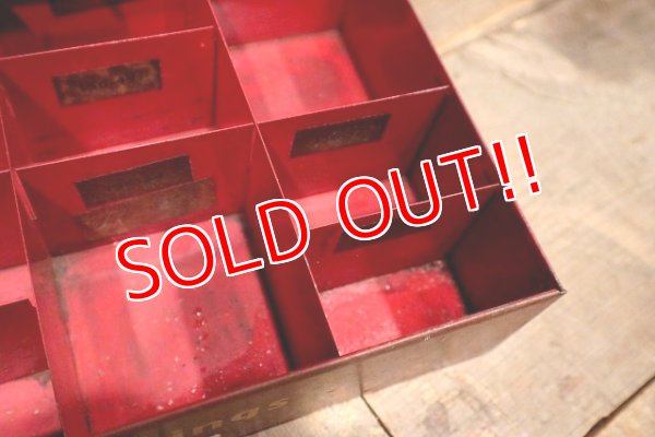 画像7: dp-221001-48 CARTER CARBURETER / 1940's Fuel Filter Metal Display Shelf Cabinet