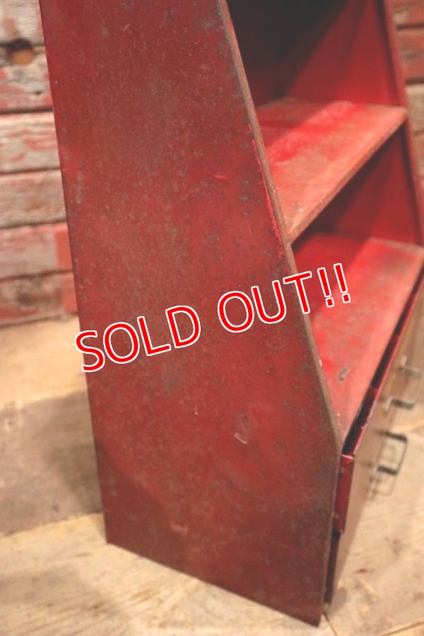 画像10: dp-221001-48 CARTER CARBURETER / 1940's Fuel Filter Metal Display Shelf Cabinet