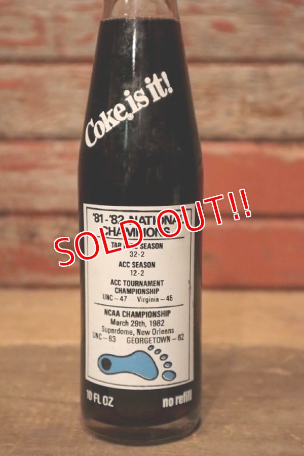 画像4: dp-210301-104 Coca Cola / 1982 University of North Carolina at Chapel Hill Tar Heels Bottle
