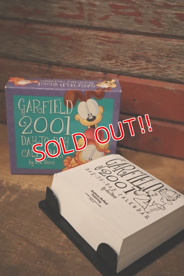 画像1: ct-220901-14 Garfield / 2001 Day to Day Calendar