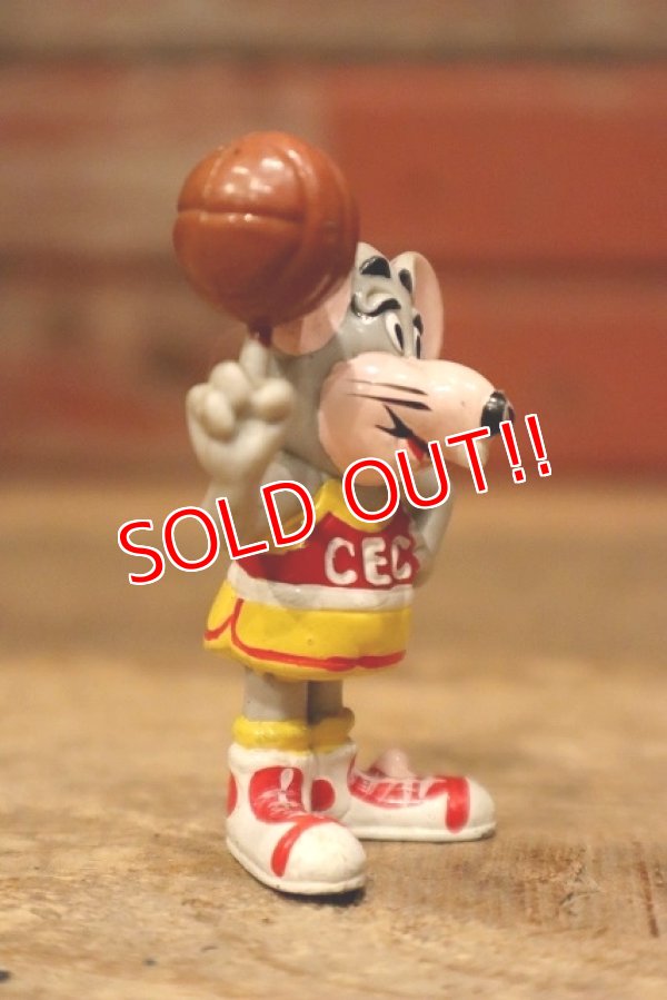 画像3: ct-221201-10 Chuck E. Cheeses / 1984 PVC Figure "Basketball"