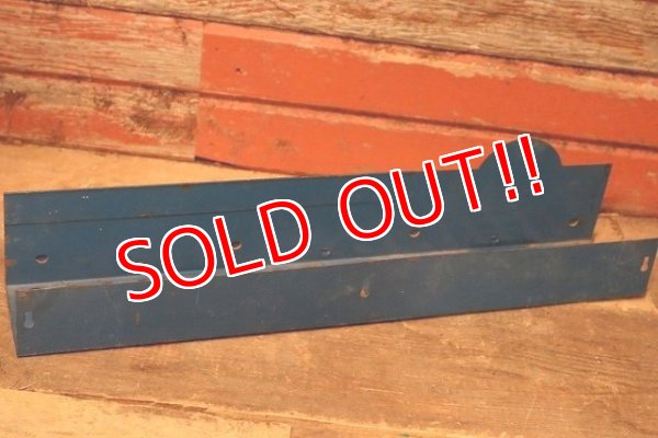 画像5: dp-221201-55 AC / 1960's FLEXIBLE GASOLINE LINES Metal Rack