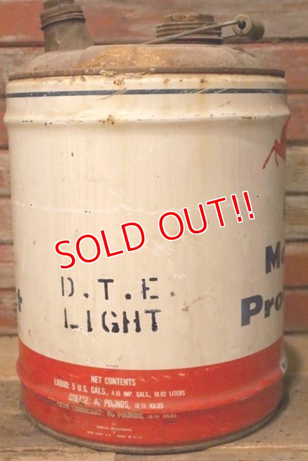画像4: dp-230101-51 Mobil / 1950's-1960's 5 U.S. GALLONS OIL CAN