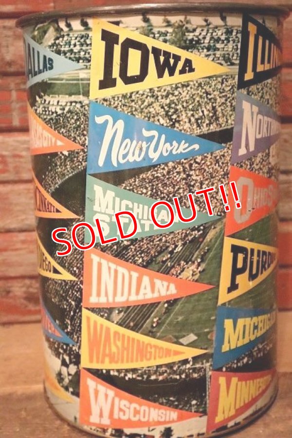 画像3: dp-230201-06 College Pennant / 1970's Trash Box