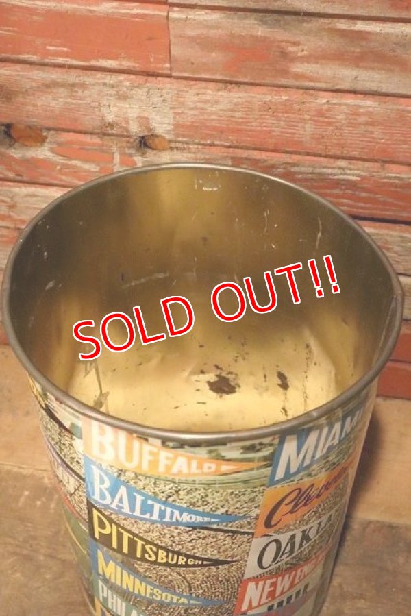 画像9: dp-230201-06 College Pennant / 1970's Trash Box