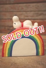 画像: ct-230201-21 Snoopy / Determined 1970's Coin Bank "Rainbow"