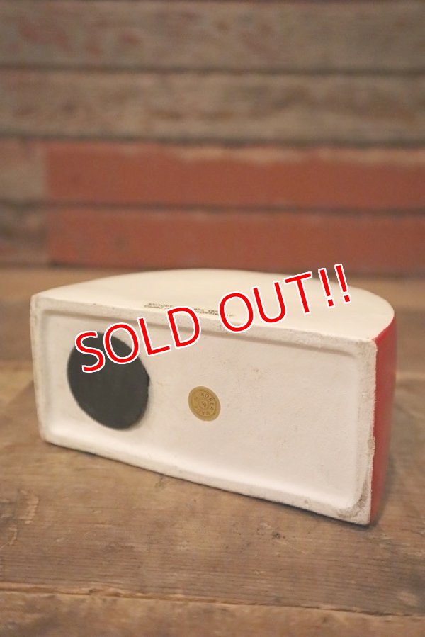 画像7: ct-230201-21 Snoopy / Determined 1970's Coin Bank "Rainbow"