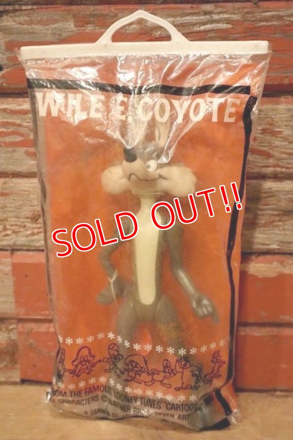 画像1: ct-230201-24 Wile E. Coyote / DAKIN 1968 Figure