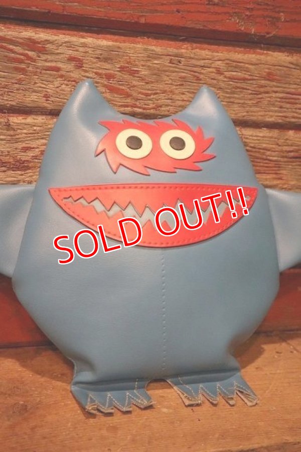 画像2: ct-230301-20 Uniroyal / 1970's Nauga Monster