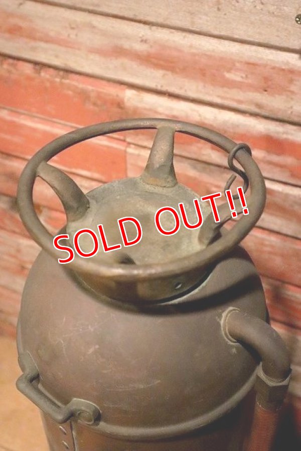 画像8: dp-230301-20 1940's-1950's Metal Fire Extinguisher