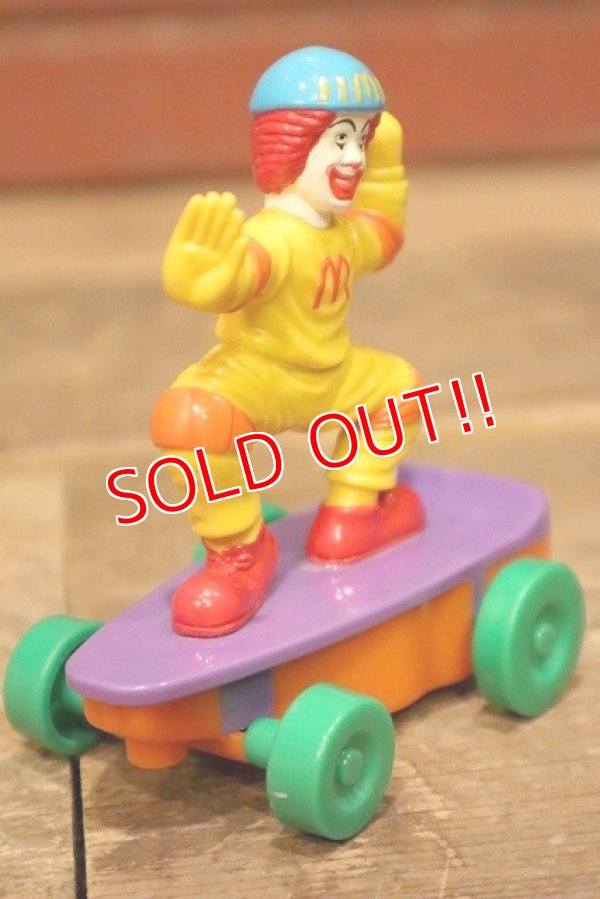 画像3: ct-230301-01 McDonald's / 1999 EXTREME SPORTS "Ronald on Skateboard" Happy Meal Toy