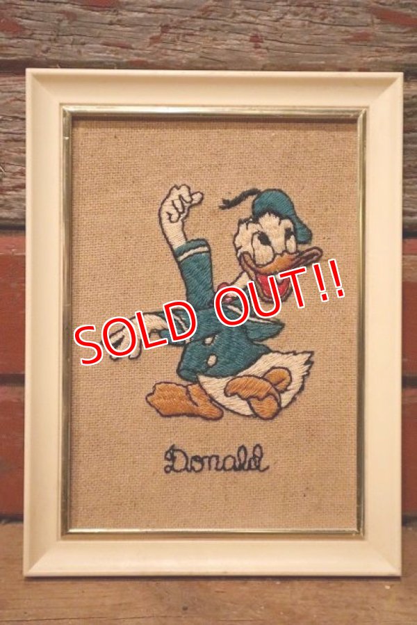 画像1: ct-230301-97 Donald Duck / 1960's Embroidered Framed Picture