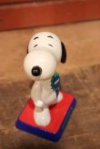 画像3: ct-230301-104 Snoopy / Determined 1970's Paper Mache Figure "It's hero time."