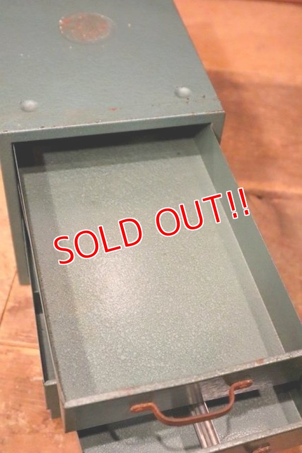 画像9: dp-230414-73 Vintage Metal Parts Box