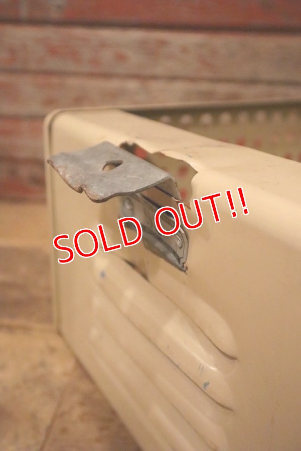 画像8: dp-230401-46 LYON Vintage Metal Basket