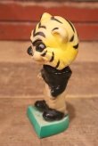 画像4: ct-230414-40 1968 MORO INC. Tigers Football Team Rubber Figure