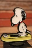 画像2: ct-230301-106 Snoopy / AVIVA 1970's Trophy "World Greatest Weight Watcher"