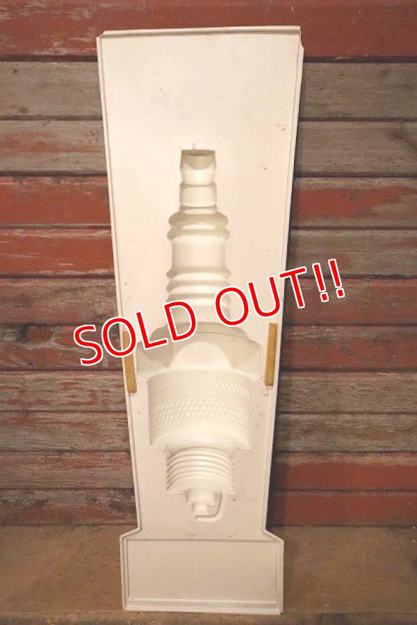 画像11: dp-230401-53 CHAMPION SPARK PLUGS / 1970's 3D Plastic Sign