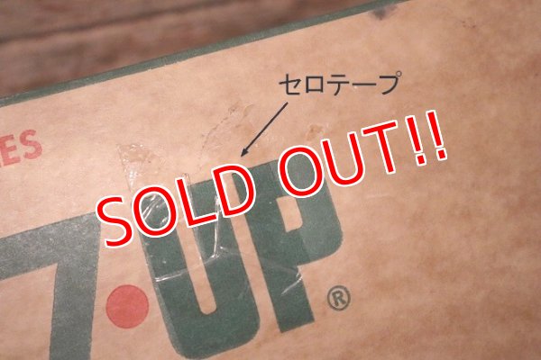 画像9: dp-230601-60 7up / 1960's-1970's Cardboard Deposit Case