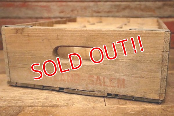 画像6: dp-230401-12 White Rock / Vintage Wood Box